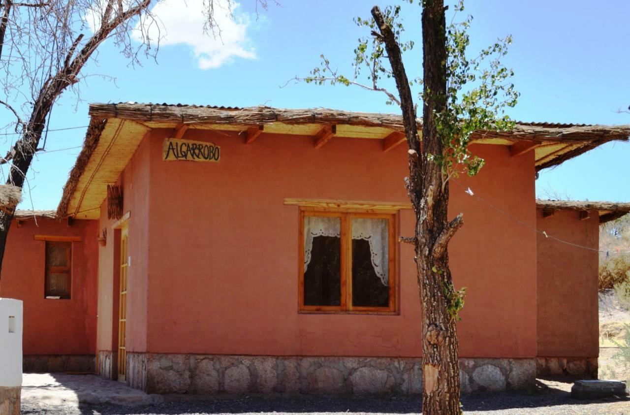 Rancho Quitapenas Bungalows San Pedro de Atacama Habitación foto